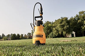 DEWALT Manual Pump Sprayer, 2 Gallon